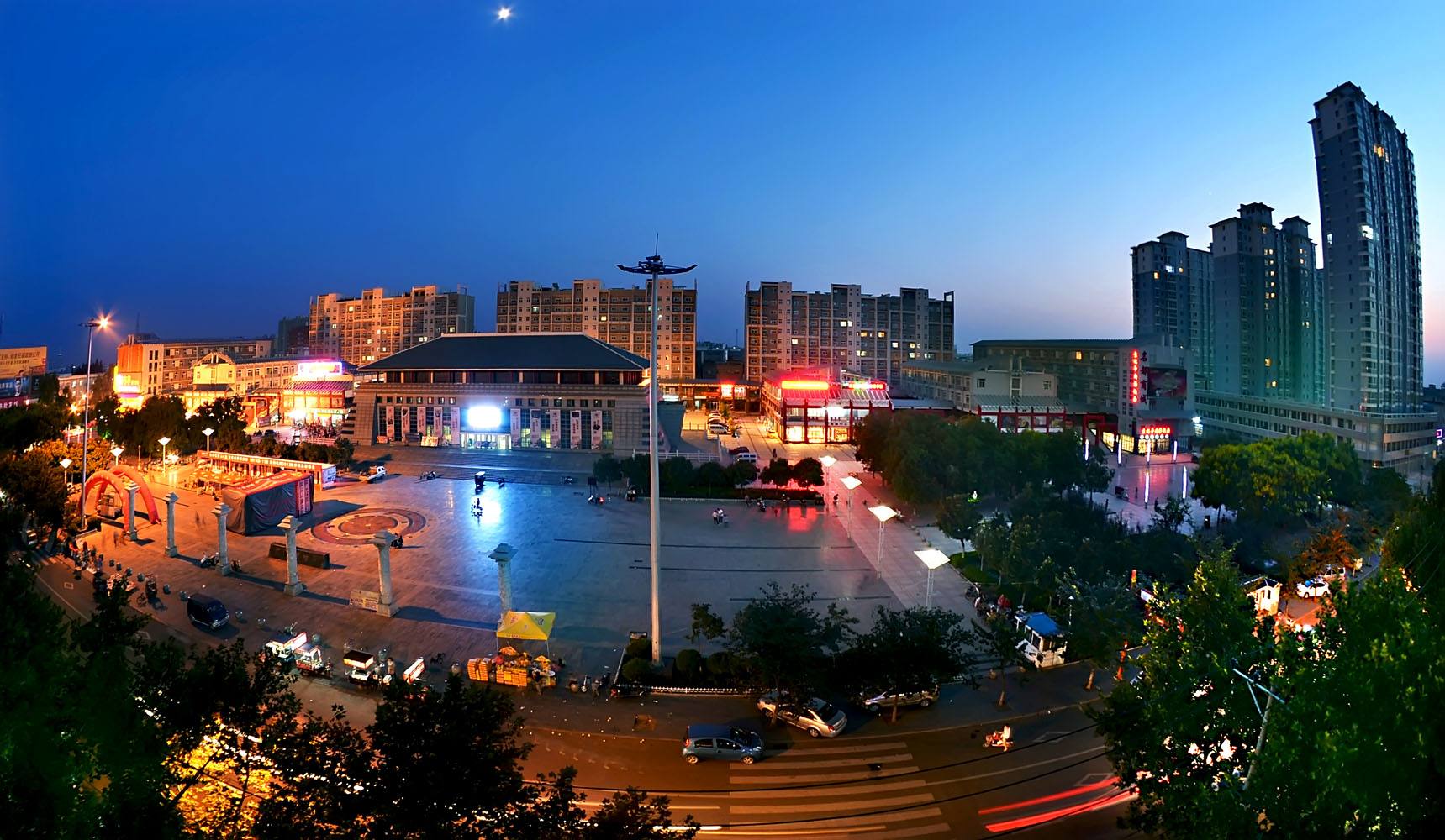 新野县,隶属于河南省南阳市,位于中原经济区西南门户,豫鄂两省交界